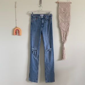 Zara | high waisted straight leg jeans | distressed | side slit